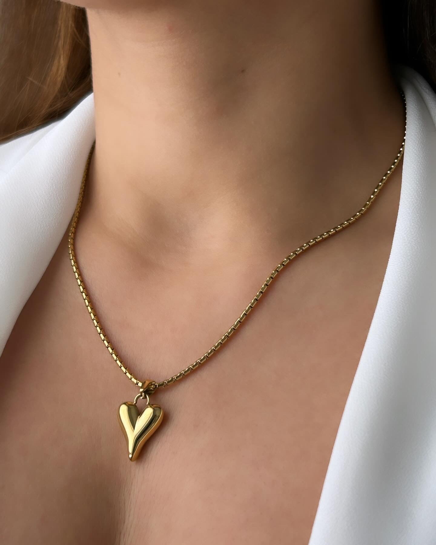 Heart Necklace Gold