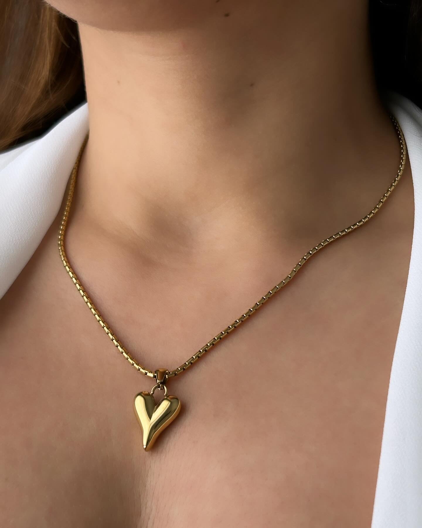 Heart Necklace Gold